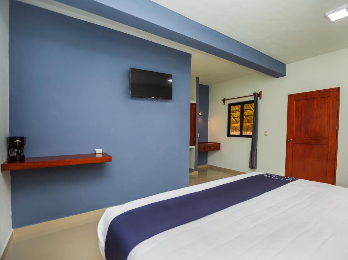Hotel Pejelagarto Bacalar Buitenkant foto